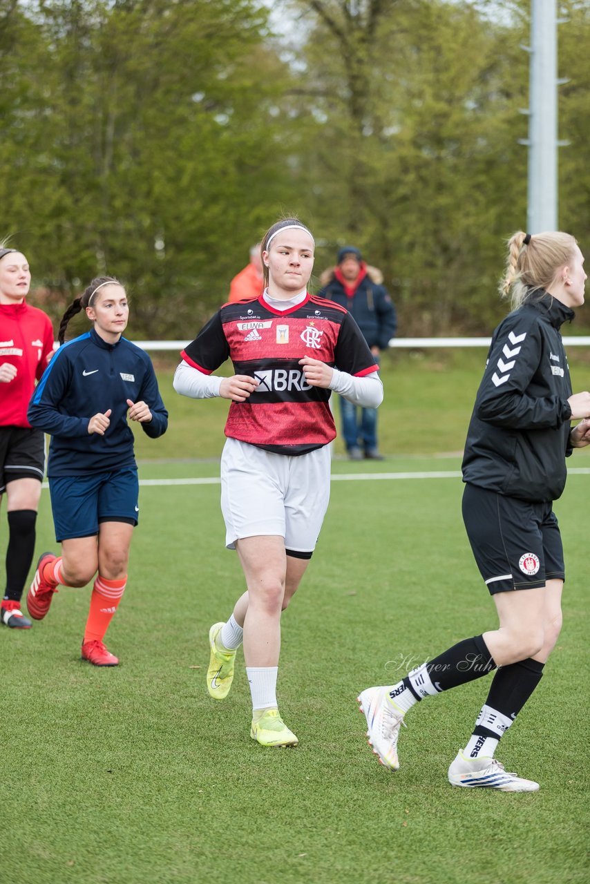 Bild 88 - Co-Trainerin der Frauen Nationalmannschaft Britta Carlson in Wahlstedt